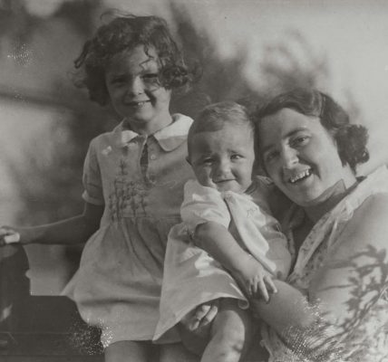 casual 1930s women's fashion