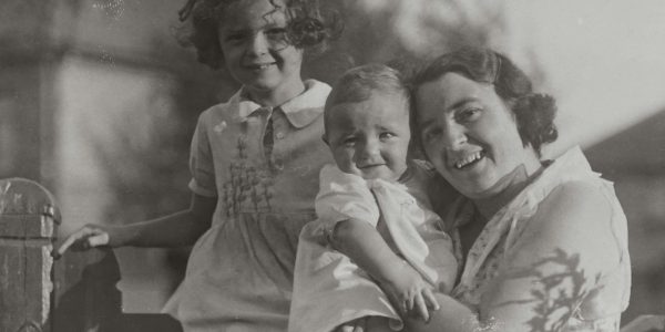 casual 1930s women's fashion
